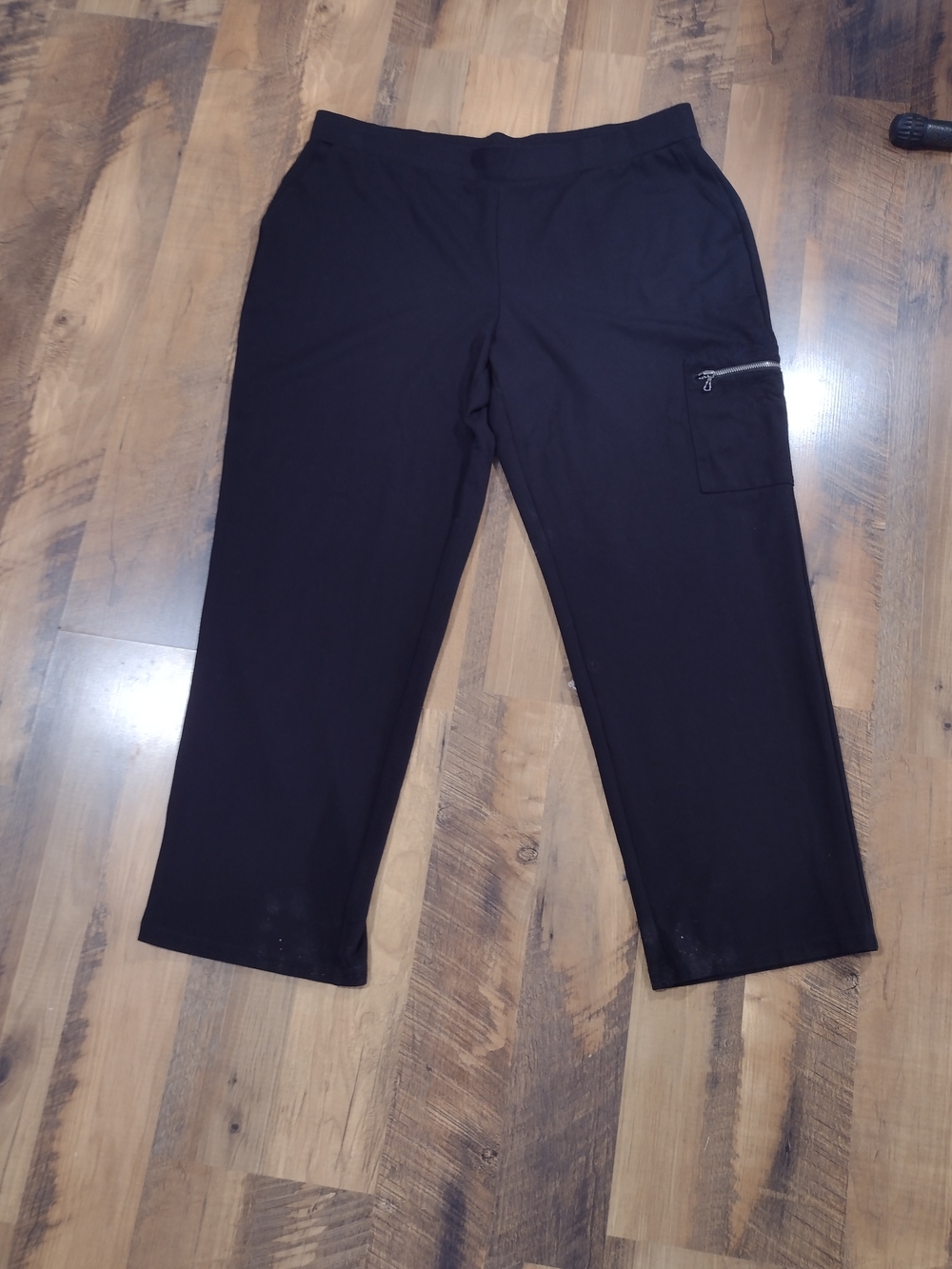 Susan Graver Black Women's Jogger Lounge  with Zip Pocket Sz Lg